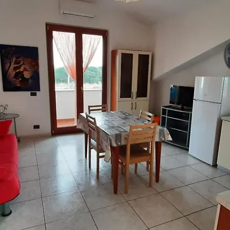 Tra Mare E * Foce Varano